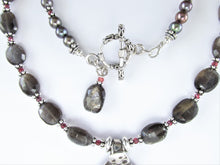 Load image into Gallery viewer, Black Moonstone & Pearl Bhumiya Raj Hero Necklace